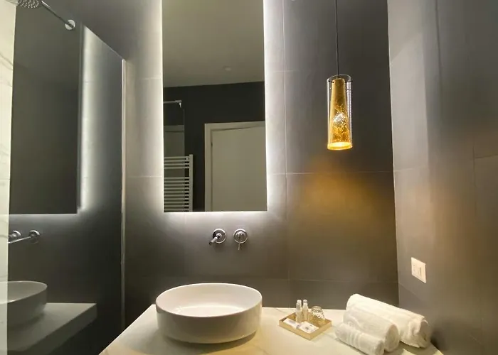 Unicum Nocleg ze śniadaniem 4*